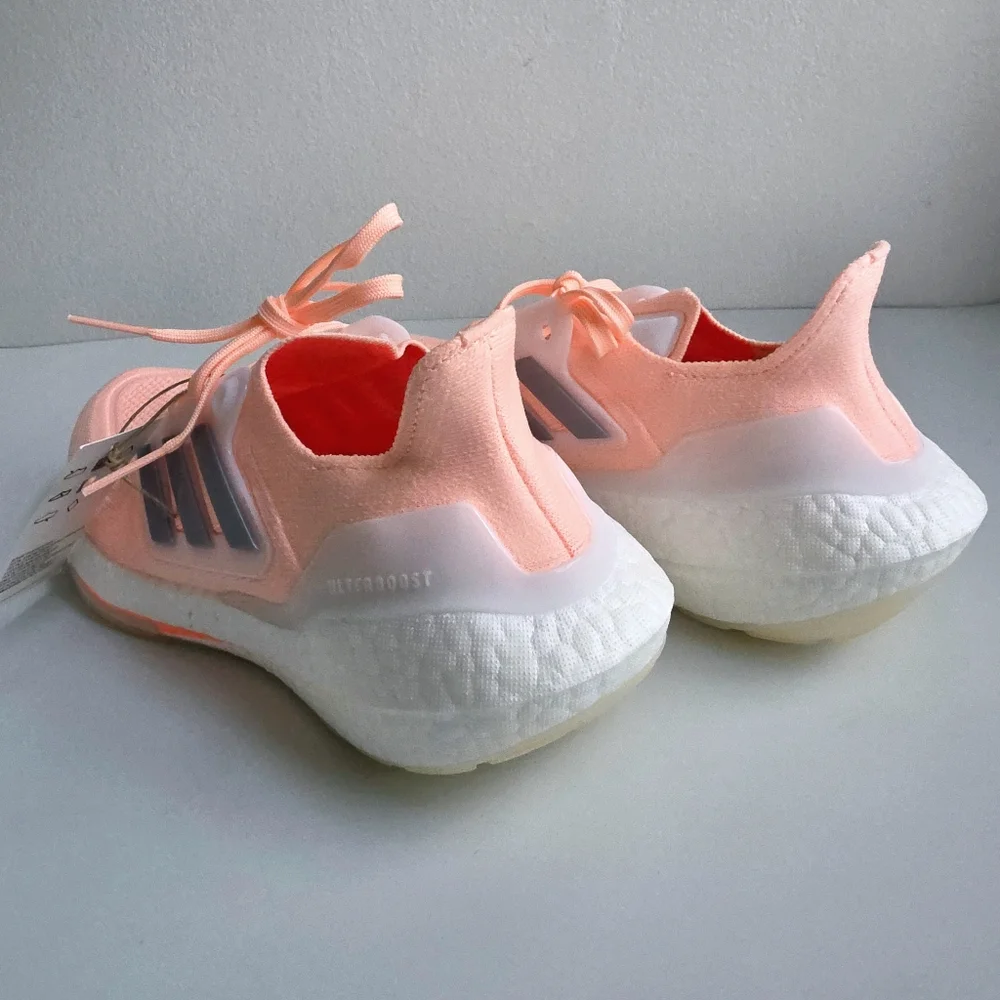 NEW Adidas Ultraboost 22 Clear Orange 7